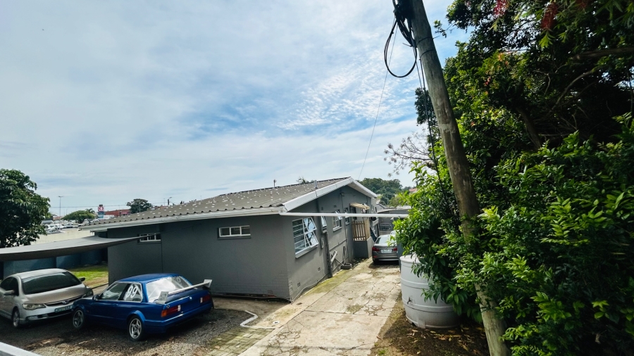 4 Bedroom Property for Sale in Southernwood Eastern Cape